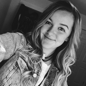 Meet your Posher, Ashlee